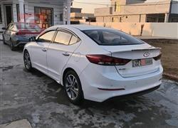 هیۆندای ئەلەنترا